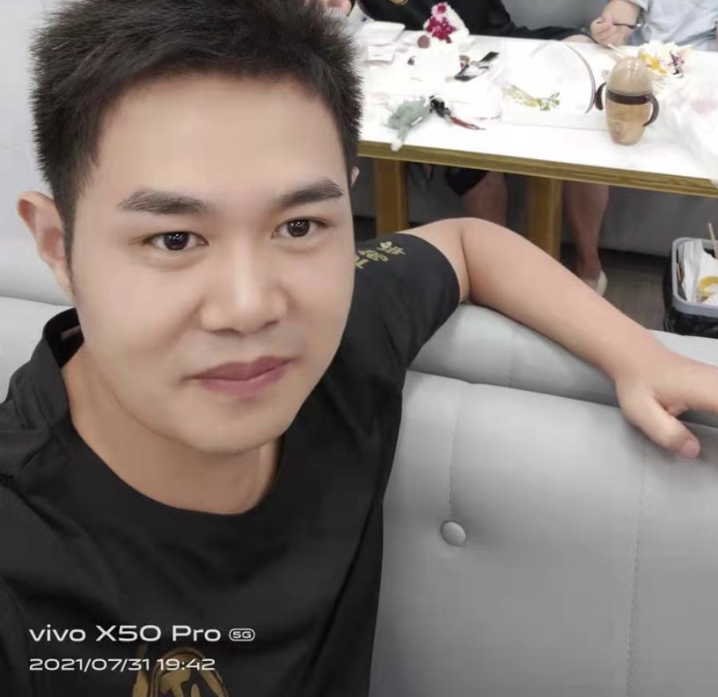 阳洋杨的第一张照片--灌云闪婚服务中心